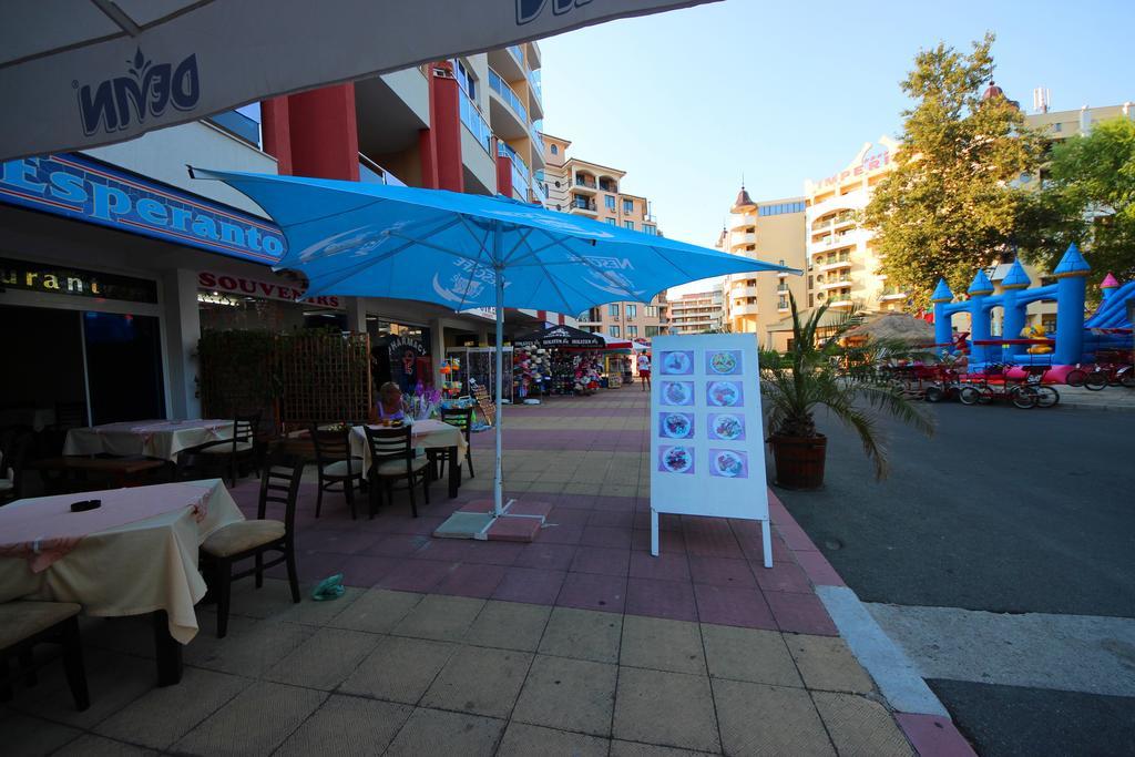 Menada Apartments In Pantai Sunny Luaran gambar